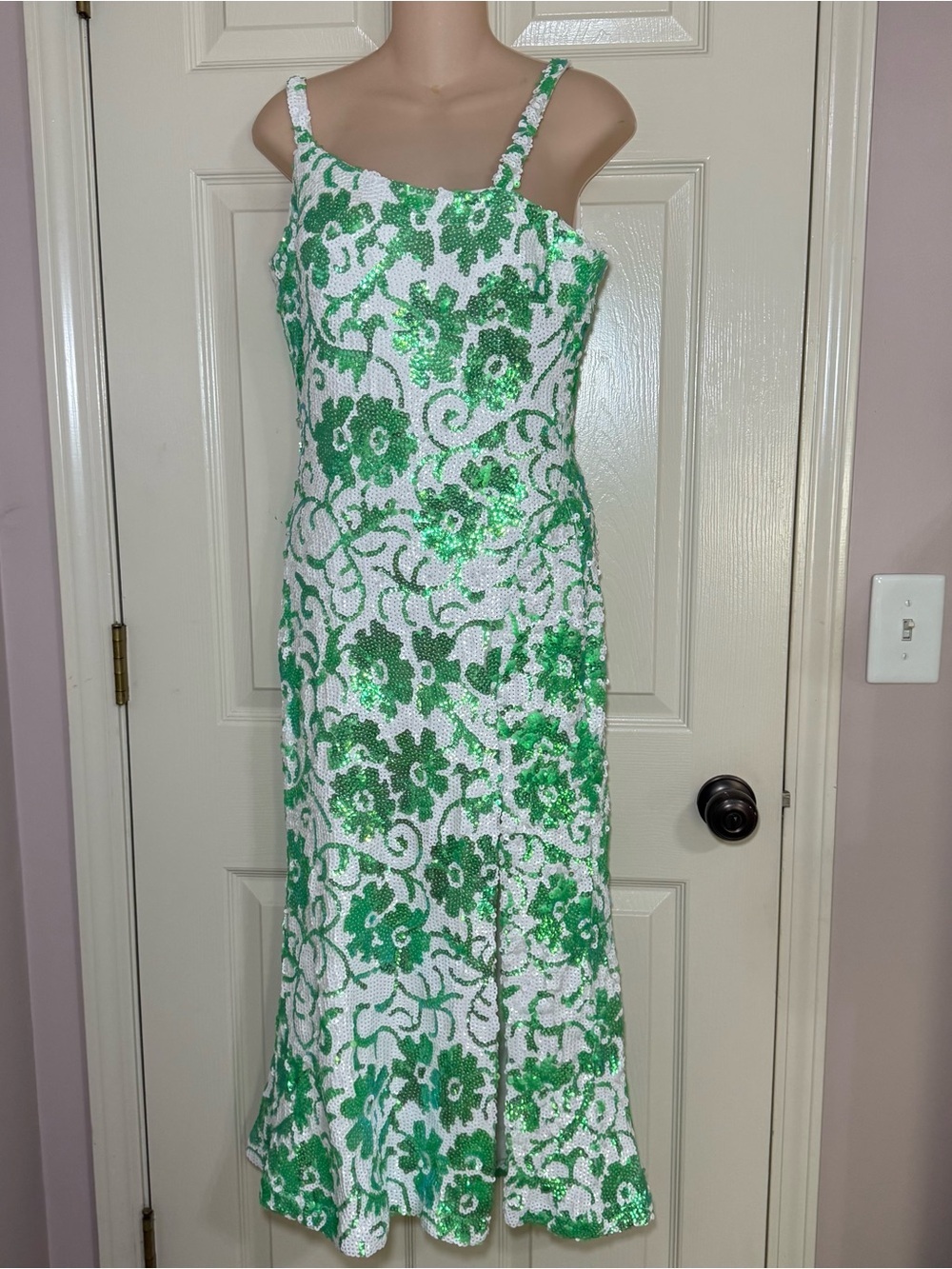 Jovani Size 10 Green And White Floral Full Length Sequin Prom Homecoming Straps
